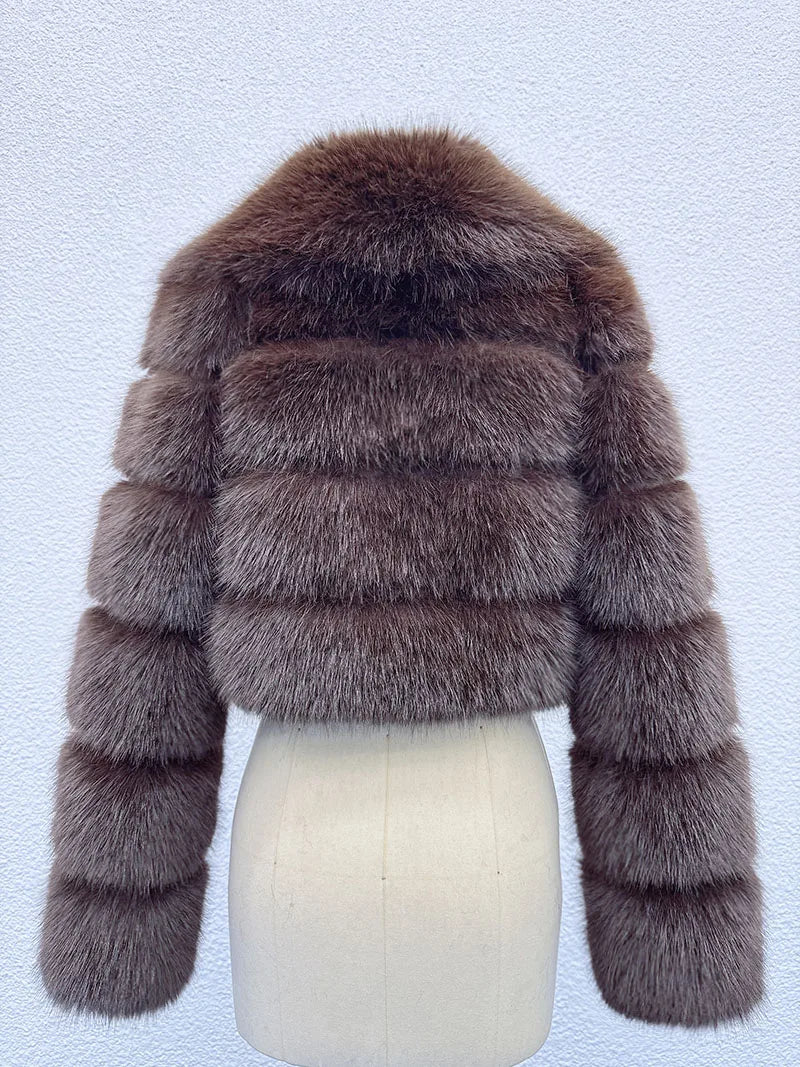 Manteau Court Blanc - Fourrure Furry Style Hiver