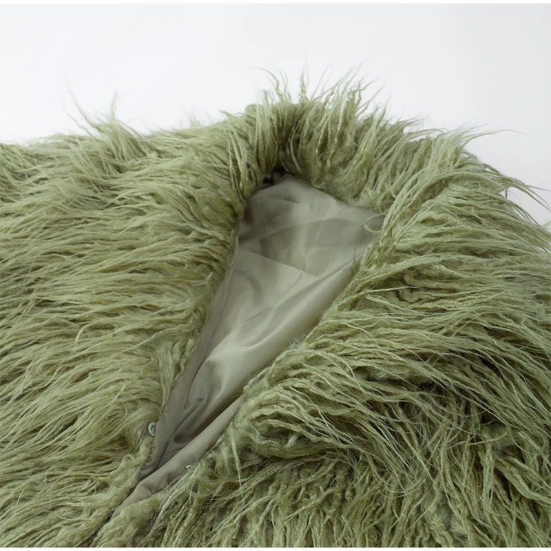 Veste Courte Abricot - Fourrure Fluffy Chic 2025