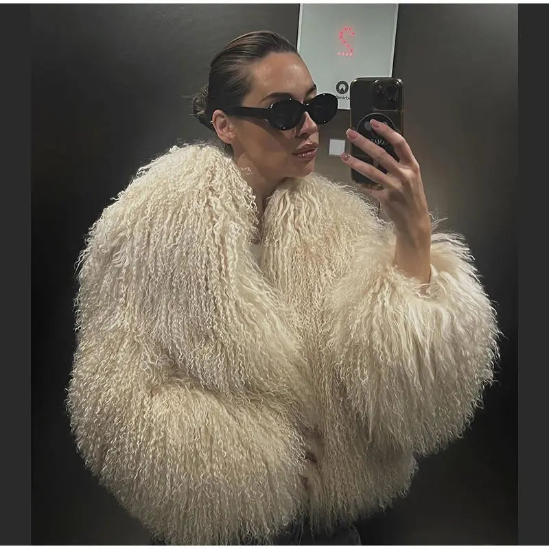 Veste Courte Abricot - Fourrure Fluffy Chic 2025
