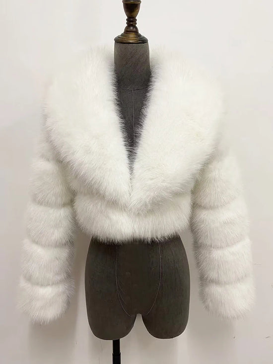 Manteau Court Blanc - Fourrure Furry Style Hiver