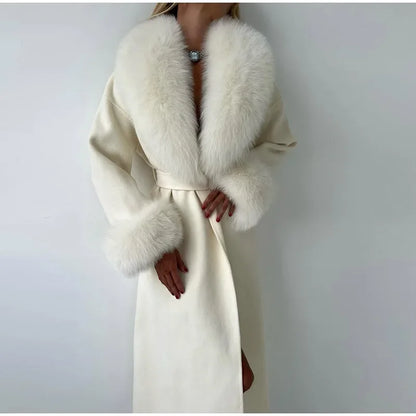 Manteau Patchwork Élégant - Fourrure & Laine Col V