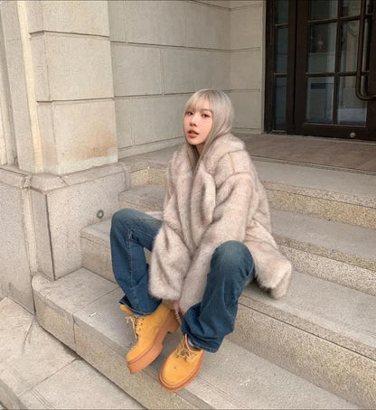 Manteau Fluffy Gris Ivoire - Fourrure Luxe Col Revers