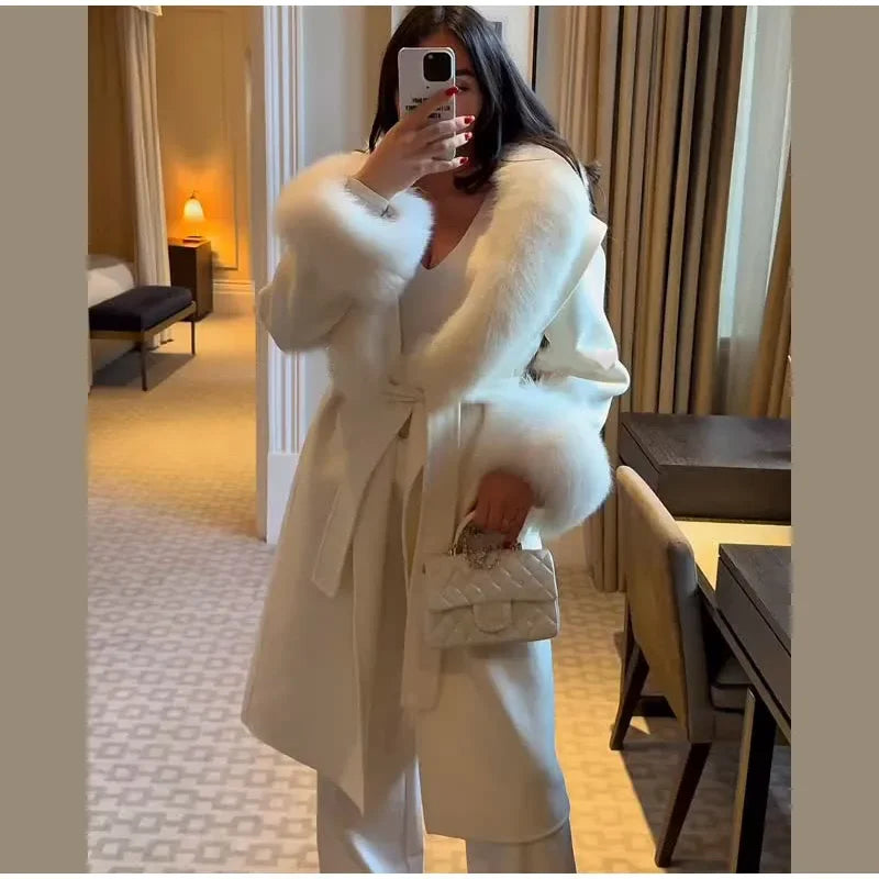 Manteau Patchwork Élégant - Fourrure & Laine Col V