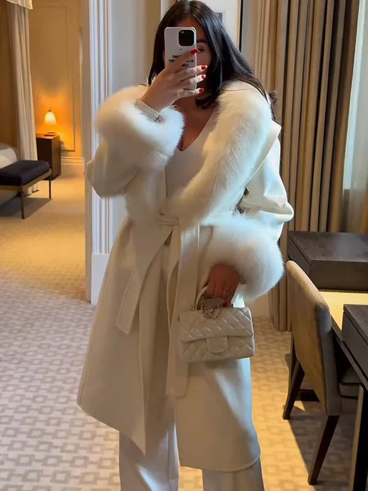 Manteau Patchwork Élégant - Fourrure & Laine Col V