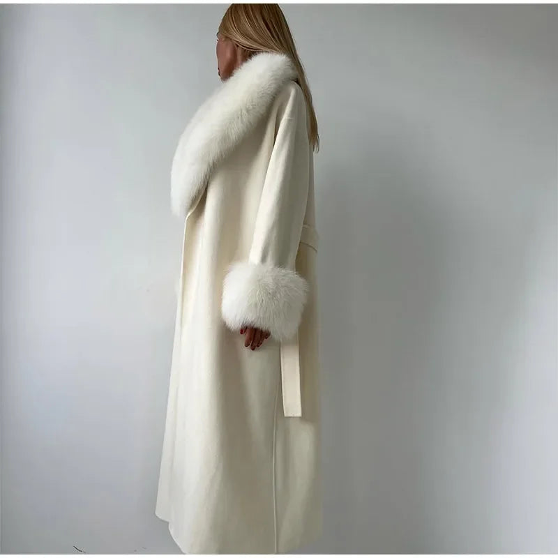 Manteau Patchwork Élégant - Fourrure & Laine Col V