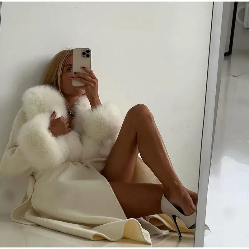 Manteau Patchwork Élégant - Fourrure & Laine Col V